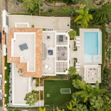 Brand new villa with impressive sea views in the exclusive area of El Paraiso, Estepona Picture 50