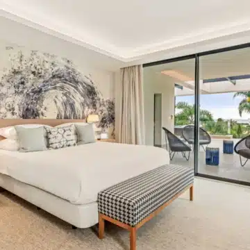 Brand new villa with impressive sea views in the exclusive area of El Paraiso, Estepona Picture 22