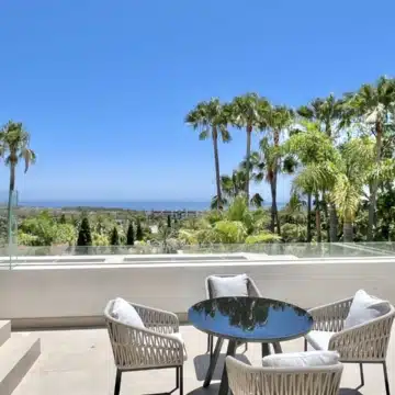 Brand new villa with impressive sea views in the exclusive area of El Paraiso, Estepona Picture 18