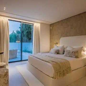 Frontline golf outstanding villa with amazing golf view in Nueva Andalucía, Marbella Picture 18