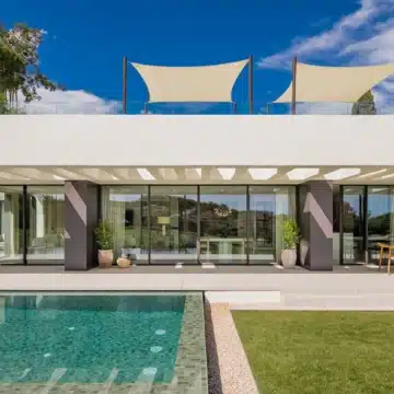 Frontline golf outstanding villa with amazing golf view in Nueva Andalucía, Marbella Picture 33