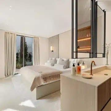 Frontline golf outstanding villa with amazing golf view in Nueva Andalucía, Marbella Picture 11