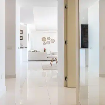 Modern 3-bedrooms apartment with stunning mountain views in Atalaya Hills, Benahavis Picture 14