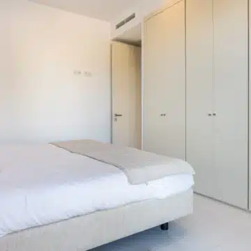 Modern 3-bedrooms apartment with stunning mountain views in Atalaya Hills, Benahavis Picture 17