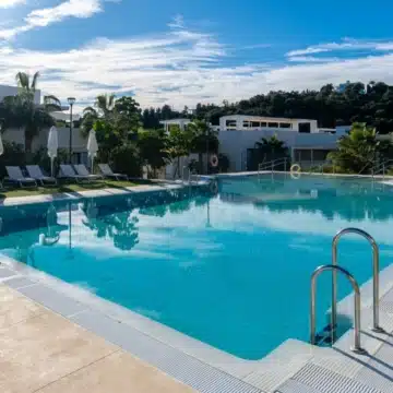 Modern 3-bedrooms apartment with stunning mountain views in Atalaya Hills, Benahavis Picture 24