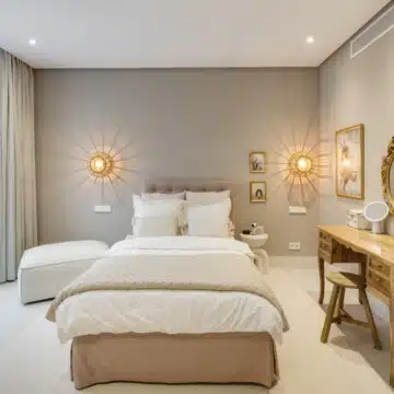 Modern villa in the prime residential area of La Cerquilla, Nueva Andalucia Picture 2
