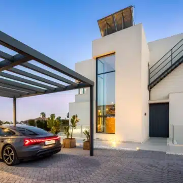 Modern villa in the prime residential area of La Cerquilla, Nueva Andalucia Picture 28