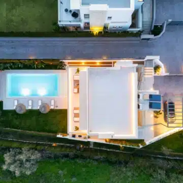 Modern villa in the prime residential area of La Cerquilla, Nueva Andalucia Picture 32