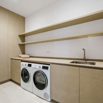 Brand new luxury villa in an exclusive gated community of La Quinta, Benahavis Picture 24