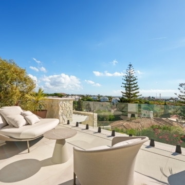 Brand new luxury villa in an exclusive gated community of La Quinta, Benahavis Picture 39