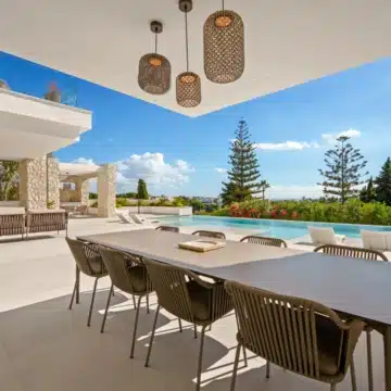 Brand new luxury villa in an exclusive gated community of La Quinta, Benahavis Picture 40