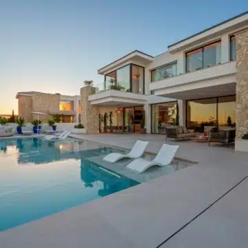 Brand new luxury villa in an exclusive gated community of La Quinta, Benahavis Picture 51