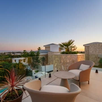 Brand new luxury villa in an exclusive gated community of La Quinta, Benahavis Picture 55