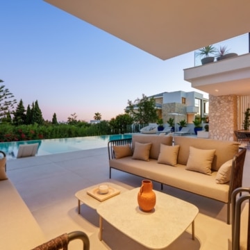 Brand new luxury villa in an exclusive gated community of La Quinta, Benahavis Picture 59