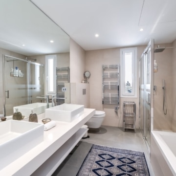 Modern detached villa with panoramic sea and mountain views in La Mairena, Marbella Picture 10
