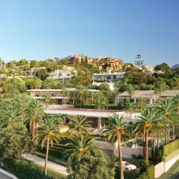 Villa project on a plot in an elite residential neighbourhood of La Cerquilla, Nueva Andalucia Picture 1