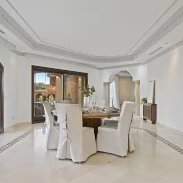 Expansive villa with unique architecture in the exclusive development of Los Arqueros Golf & Country Club, Benahavis Picture 12