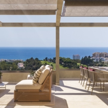 Abelias I – Modern 2-bedroom apartment with open views in Benalmadena Picture 4