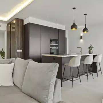Three bedroom apartment positioned on the serene hills of Altos de la Quinta, Benahavis Picture 13