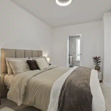 Three bedroom apartment positioned on the serene hills of Altos de la Quinta, Benahavis Picture 4