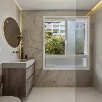 Three bedroom apartment positioned on the serene hills of Altos de la Quinta, Benahavis Picture 6
