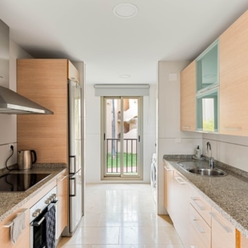 Luxurious 2-bedroom apartment with breathtaking panoramic sea views in La Hacienda del Señorío de Cifuentes, Benahavis Picture 6