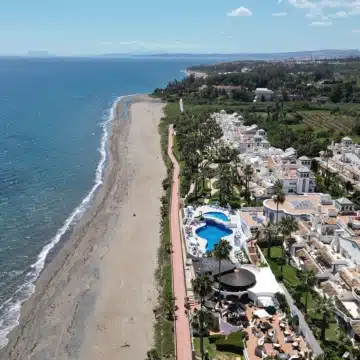 Seaside 2-bedroom groundfloor apartment on the Dominion Beach in Estepona Picture 21
