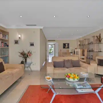 Seaside 2-bedroom groundfloor apartment on the Dominion Beach in Estepona Picture 27