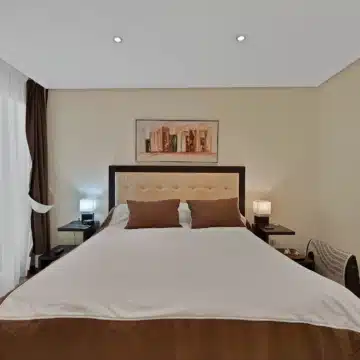 Seaside 2-bedroom groundfloor apartment on the Dominion Beach in Estepona Picture 6