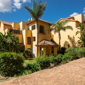 Exceptional 2-bedroom apartment in the prestigious Cumbres del Rodeo community of Nueva Andalucía Picture 28