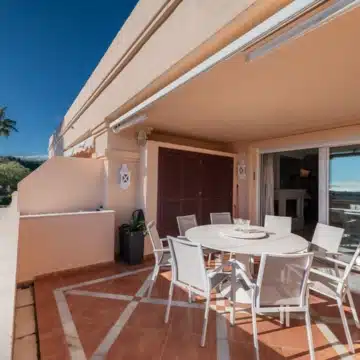 Spacious and bright home in the heart of Nueva Andalucía, Marbella Picture 44
