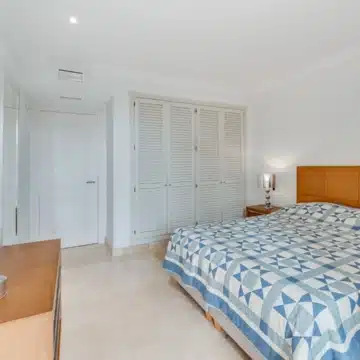 Spacious and bright home in the heart of Nueva Andalucía, Marbella Picture 24