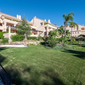 Spacious and bright home in the heart of Nueva Andalucía, Marbella Picture 57