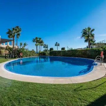 Spacious and bright home in the heart of Nueva Andalucía, Marbella Picture 60