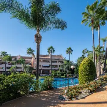 Spacious and bright home in the heart of Nueva Andalucía, Marbella Picture 72