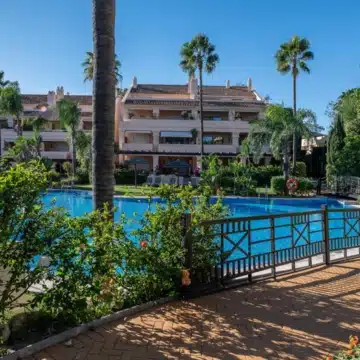 Spacious and bright home in the heart of Nueva Andalucía, Marbella Picture 73
