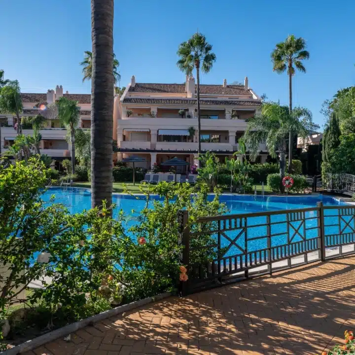 Spacious and bright home in the heart of Nueva Andalucía, Marbella Picture