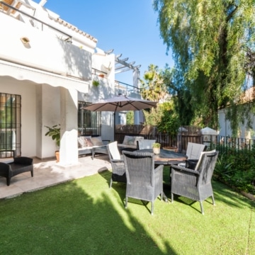 Groundfloor apartment nestled in the gated community of Senorio de Gonzaga, Nueva Andalucia Picture 14