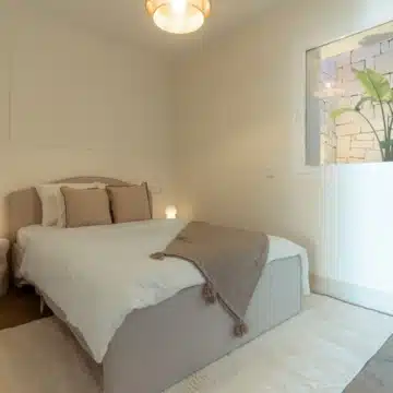 Scandinavian designed beautiful 4-bedroom duplex apartment in Monte Halcones, Benahavis Picture 28