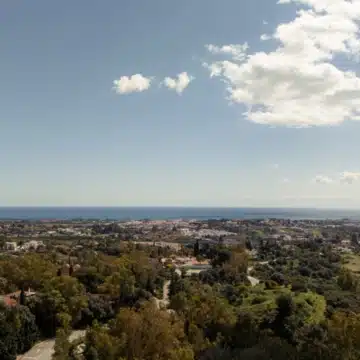 Scandinavian designed beautiful 4-bedroom duplex apartment in Monte Halcones, Benahavis Picture 21