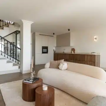 Scandinavian designed beautiful 4-bedroom duplex apartment in Monte Halcones, Benahavis Picture 6