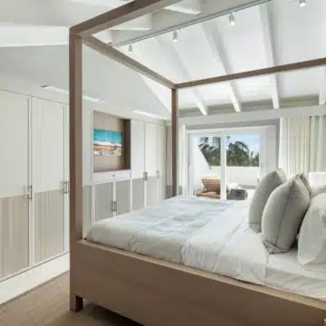 Exceptional refurbished duplex penthouse with stunning sea views in Monte Paraíso, Marbella Golden Mile Picture 8