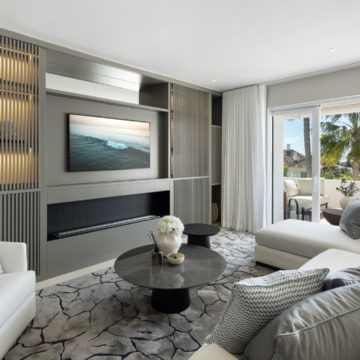 Exceptional refurbished duplex penthouse with stunning sea views in Monte Paraíso, Marbella Golden Mile Picture 5