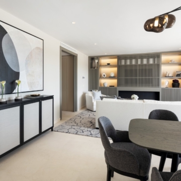 Exceptional refurbished duplex penthouse with stunning sea views in Monte Paraíso, Marbella Golden Mile Picture 14