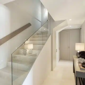 Exceptional refurbished duplex penthouse with stunning sea views in Monte Paraíso, Marbella Golden Mile Picture 7