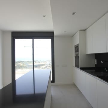 Brand new penthouse with panoramic views in the exclusive Vanian Views residential complex in Selwo, Estepona Picture 16