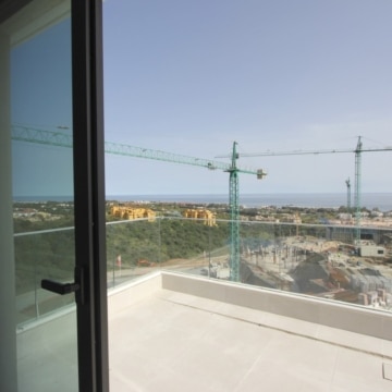 Brand new penthouse with panoramic views in the exclusive Vanian Views residential complex in Selwo, Estepona Picture 30