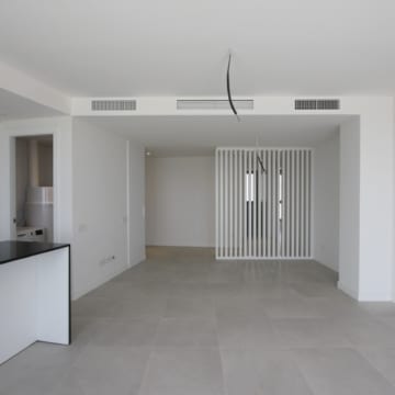Brand new penthouse with panoramic views in the exclusive Vanian Views residential complex in Selwo, Estepona Picture 12