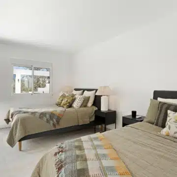Frontline golf penthouse offering breathtaking views of the sea and golf in Alcores del Golf, Nueva Andalucia Picture 16