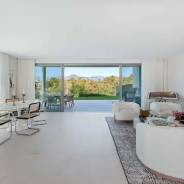 Semi-detached 3-bedroom villa in the heart of Guadalmina, San Pedro de Alacantara Picture 6